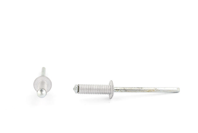 RILLET BLINDNAGLE MED PANHODE, ALUMINIUM/STÅL